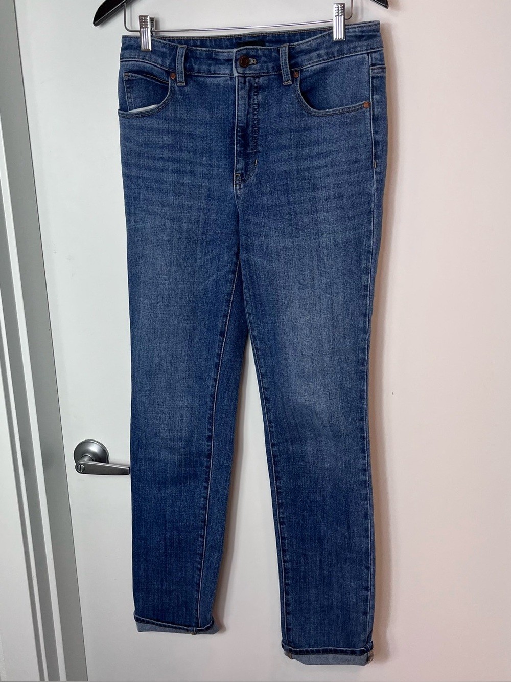 Talbots Women's Straight Leg Jeans Long Classic Fit Denim Size 6L Blue